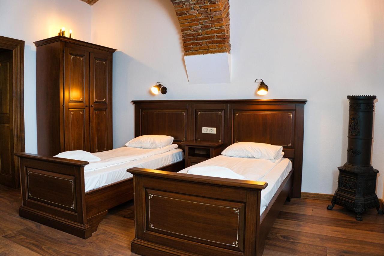 Hotel Boutique Casa Chitic -Hotel And Restaurant Str Johann Gott Nr7 Brasov Exterior photo