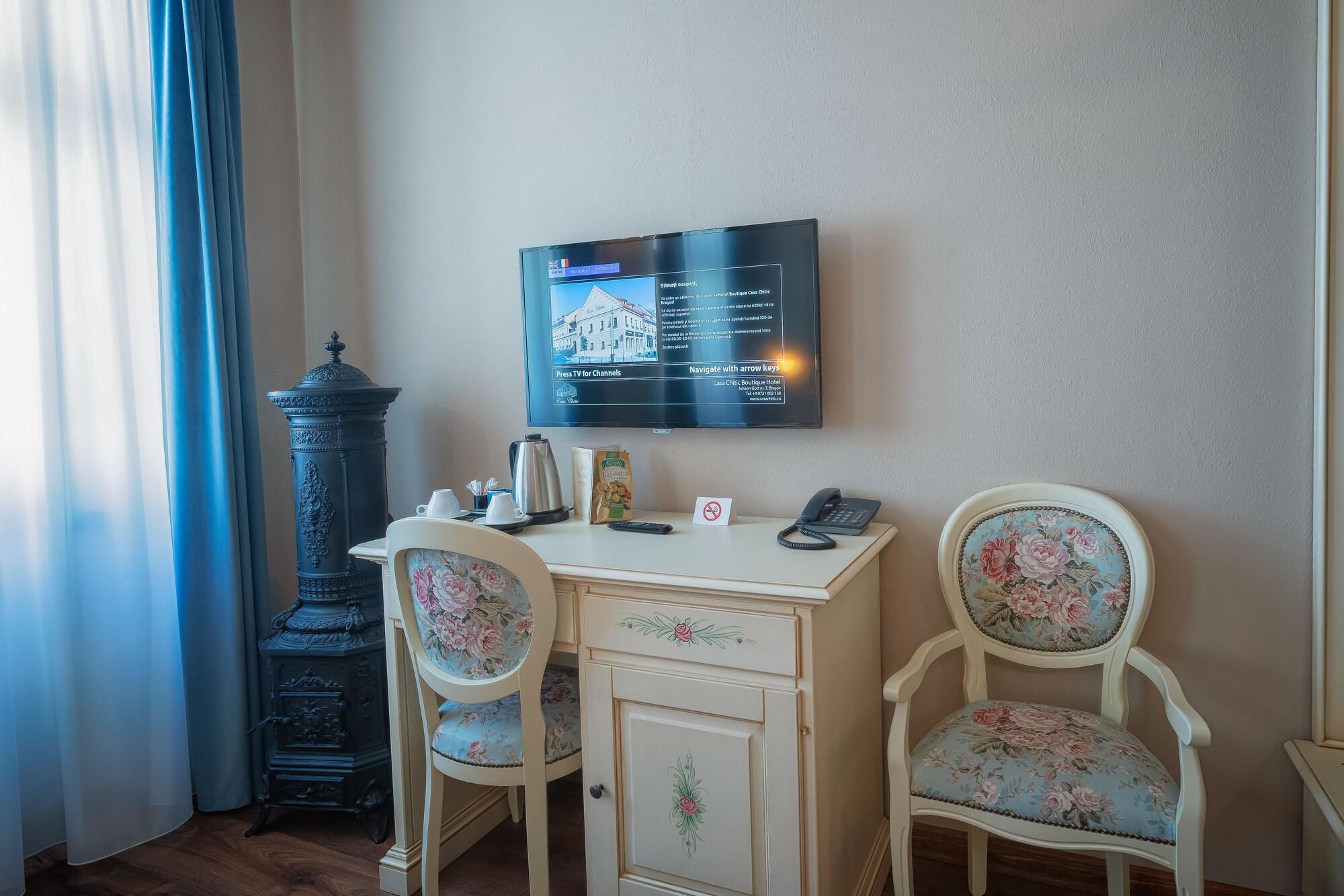 Hotel Boutique Casa Chitic -Hotel And Restaurant Str Johann Gott Nr7 Brasov Exterior photo