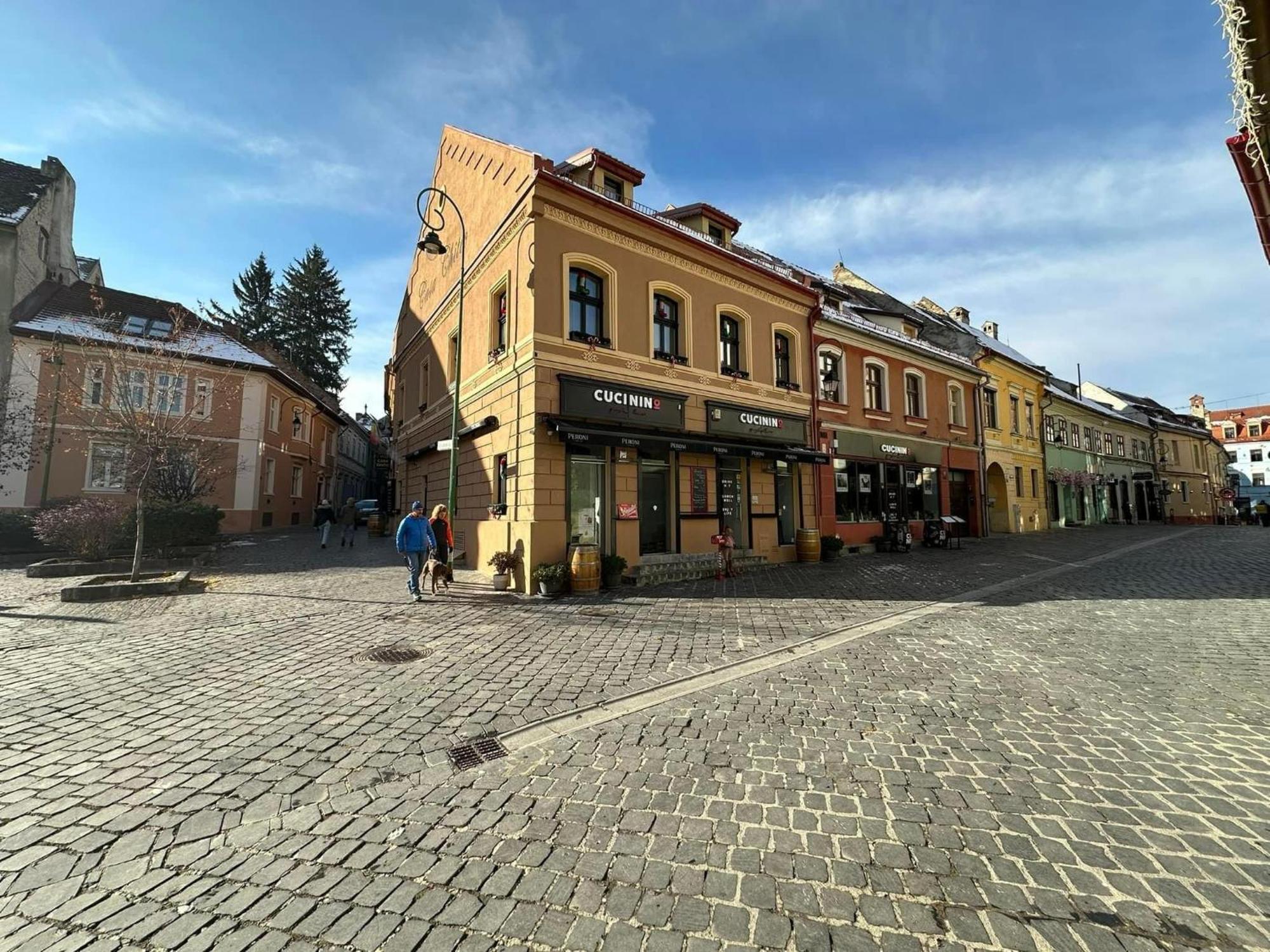 Hotel Boutique Casa Chitic -Hotel And Restaurant Str Johann Gott Nr7 Brasov Exterior photo