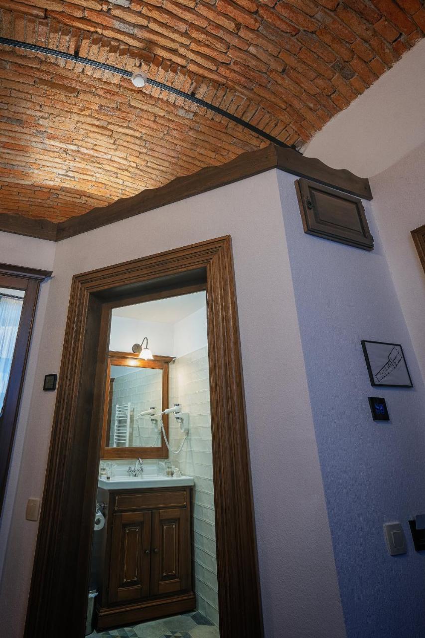 Hotel Boutique Casa Chitic -Hotel And Restaurant Str Johann Gott Nr7 Brasov Exterior photo
